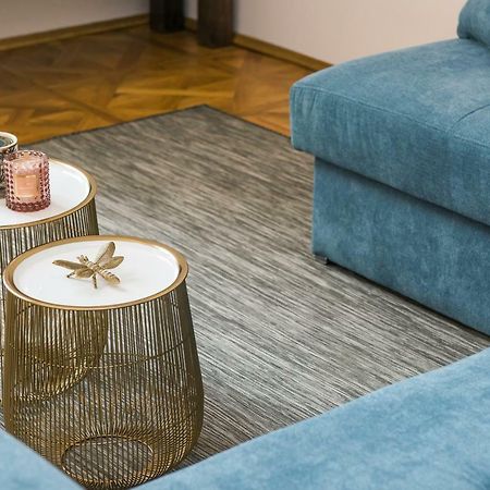 Square Apartment - Loftaffair Kraków Eksteriør billede