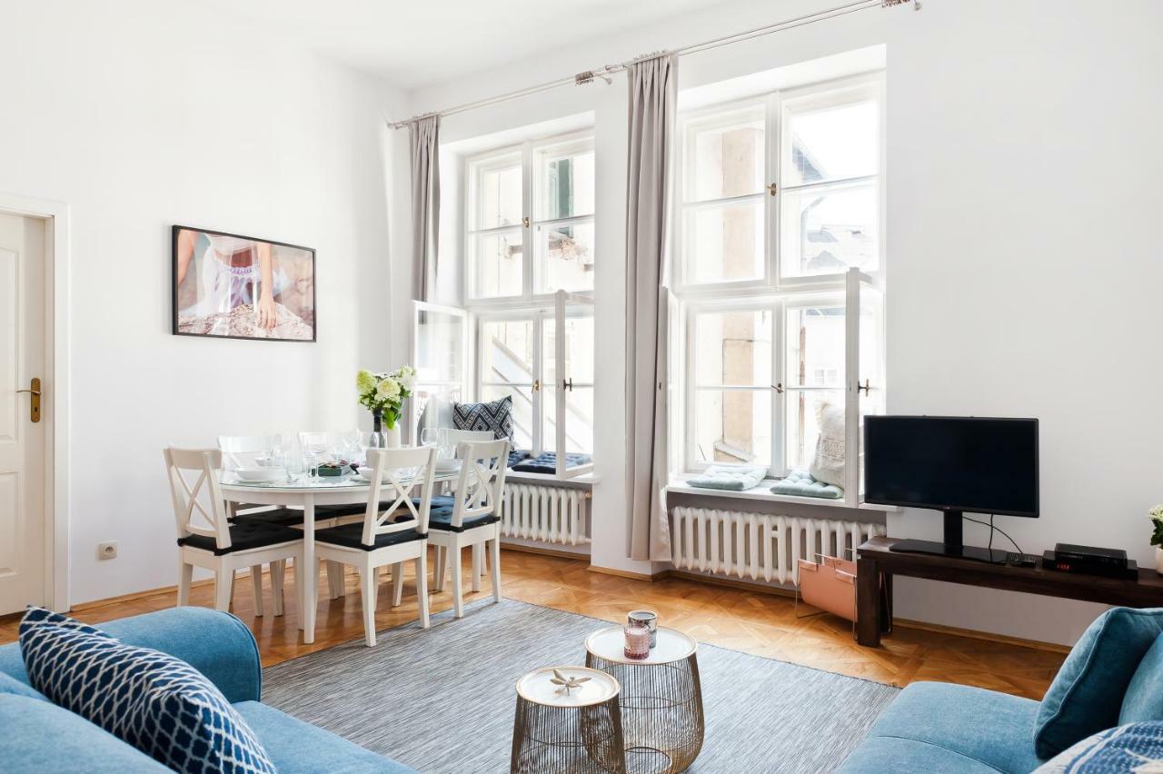 Square Apartment - Loftaffair Kraków Eksteriør billede