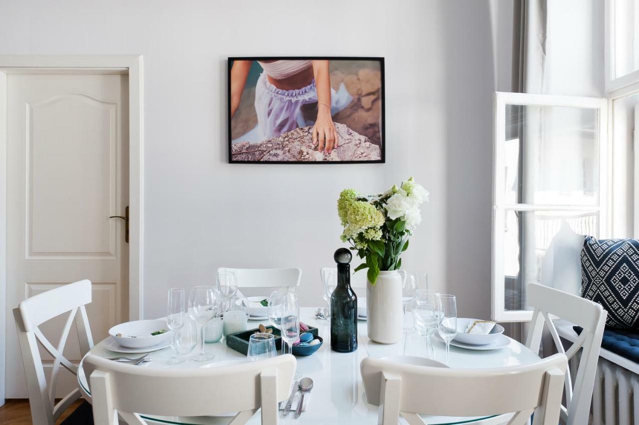 Square Apartment - Loftaffair Kraków Eksteriør billede